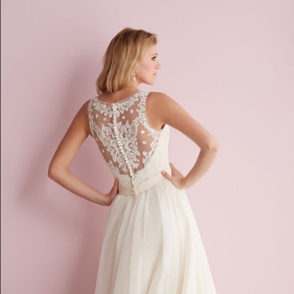Allure Bridal 2716 Wedding Dress